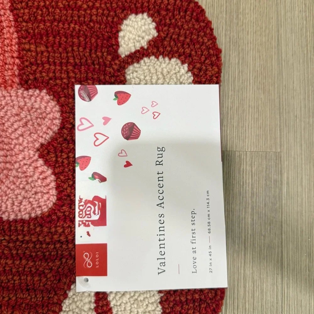 NWT LOLOI Valentines Rug